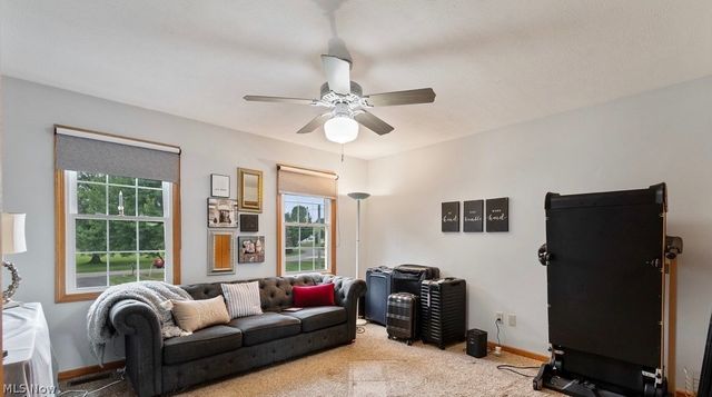 9825 Fox Knoll Drive, Orrville, OH 44667