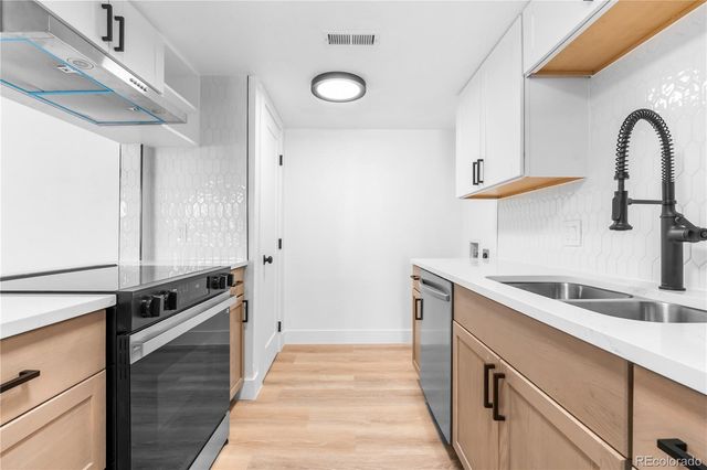 3225 S Garrison Street 6, Lakewood, CO 80227