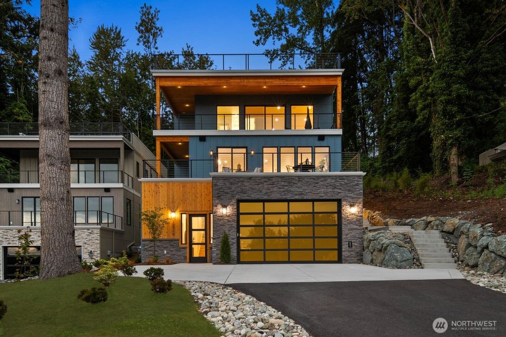 10719 Lake View Drive, Lake Stevens, WA 98258