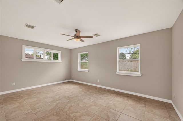 1310 Belshire Road, Pasadena, TX 77502