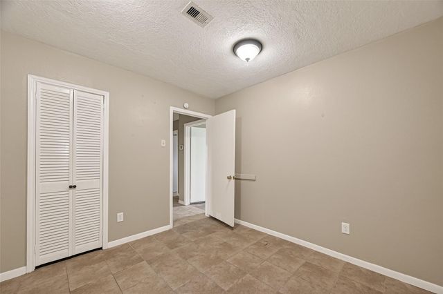 1310 Belshire Road, Pasadena, TX 77502