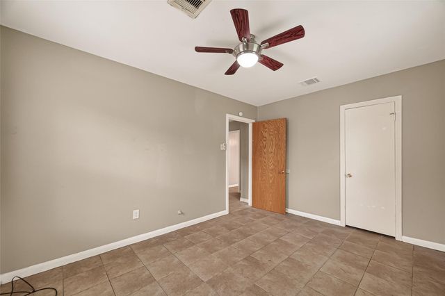 1310 Belshire Road, Pasadena, TX 77502