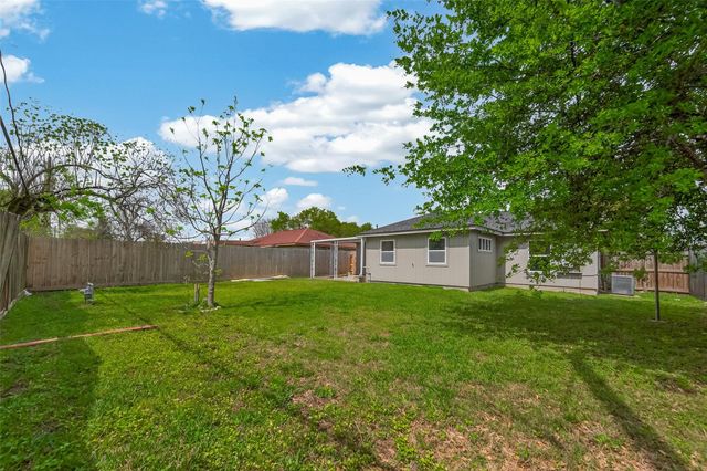 1310 Belshire Road, Pasadena, TX 77502