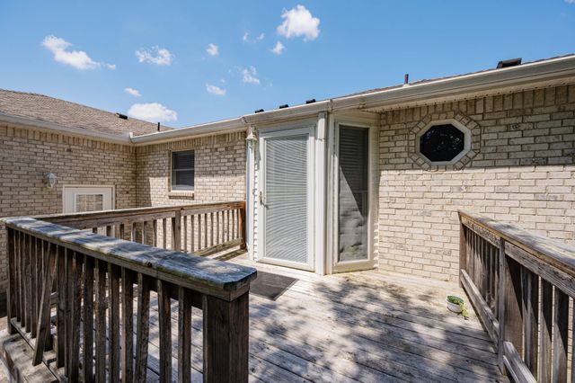 205 Meadowlark Ct, Dickson, TN 37055