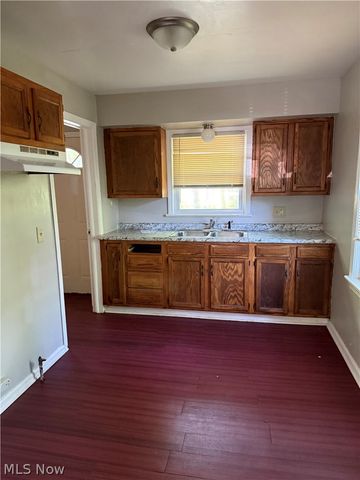 610 Elbon Avenue, Akron, OH 44306
