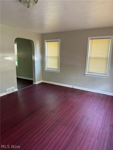 610 Elbon Avenue, Akron, OH 44306