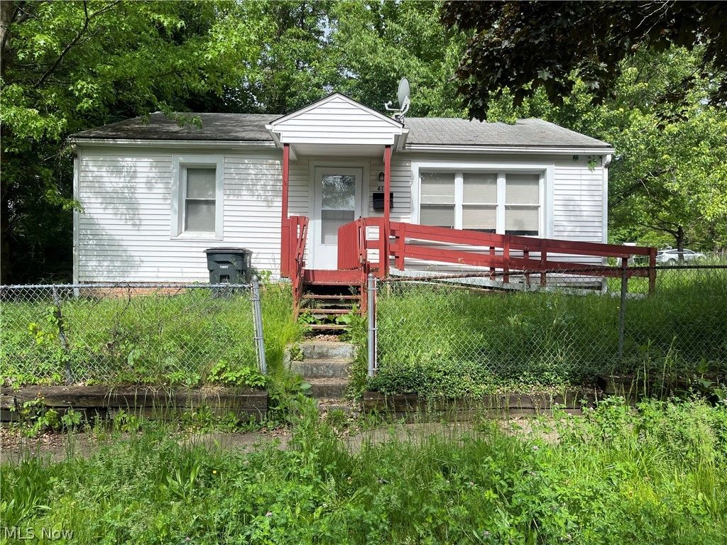 610 Elbon Avenue, Akron, OH 44306