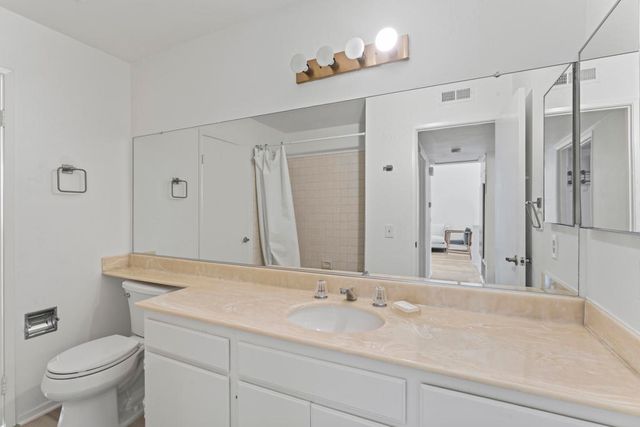 77601 Los Arboles Drive, La Quinta, CA 92253