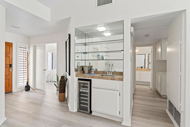 77601 Los Arboles Drive, La Quinta, CA 92253