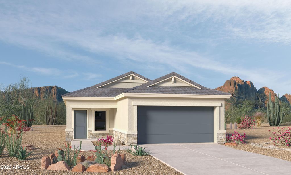 2626 W Sylvan Avenue, Apache Junction, AZ 85120 — exterior