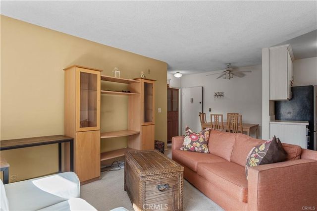 5860 Benner 303, Los Angeles, CA 90042