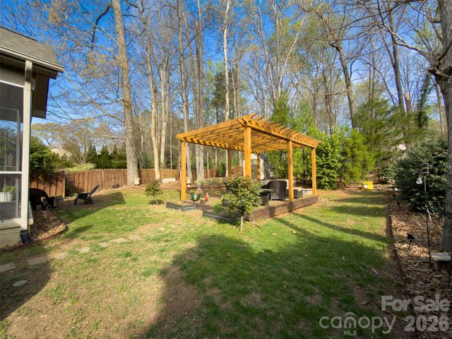 11824 Springpoint Lane, Charlotte, NC 28278