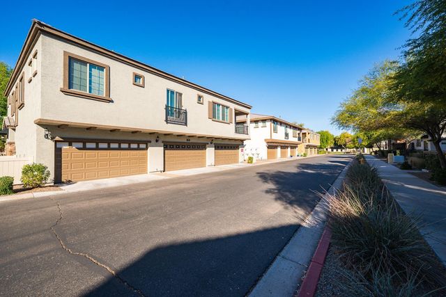 2750 S Voyager Drive Unit 101, Gilbert, AZ 85295