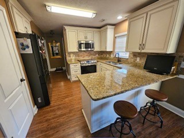 422 Brownstone St, Old Hickory, TN 37138