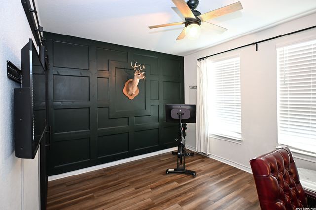 2842 RIDGE BERRY RD, New Braunfels, TX 78130