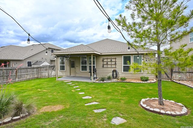 2842 RIDGE BERRY RD, New Braunfels, TX 78130
