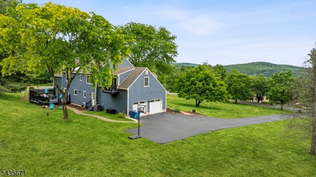 5 Jenny Jump Ct, Raritan Twp., NJ 08822