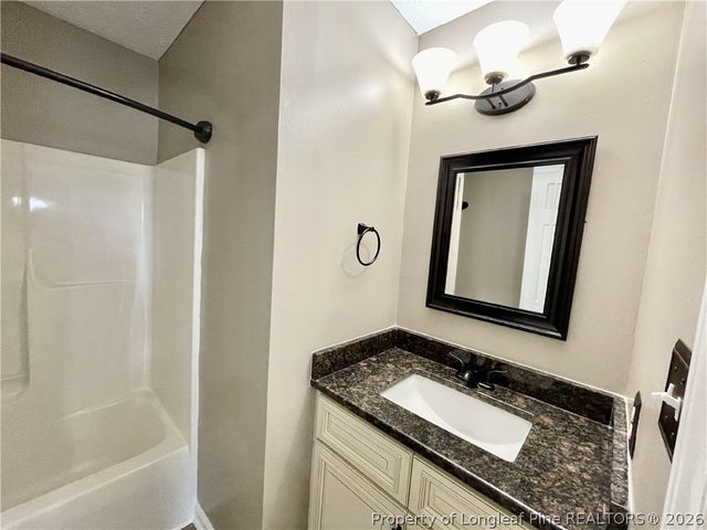 4206 Buckhurst Drive, Hope Mills, NC 28348