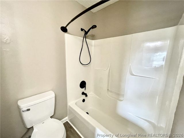 4206 Buckhurst Drive, Hope Mills, NC 28348