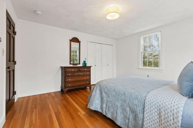 10 Briarfield Road, South Dennis, MA 02660