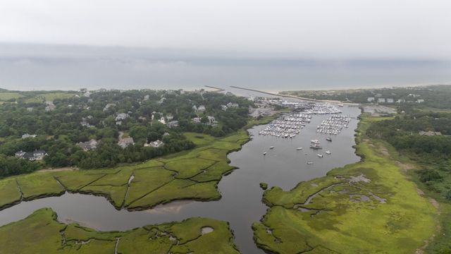 10 Briarfield Road, South Dennis, MA 02660