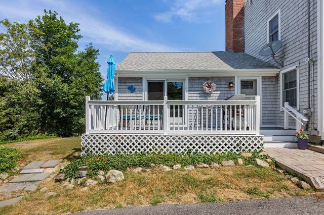 10 Briarfield Road, South Dennis, MA 02660