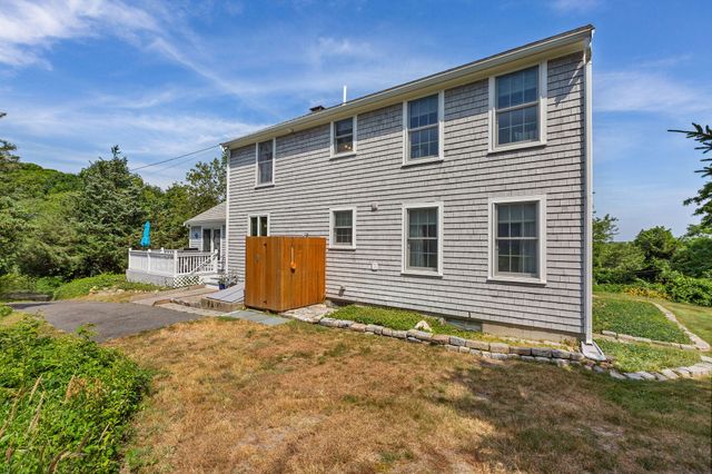 10 Briarfield Road, South Dennis, MA 02660
