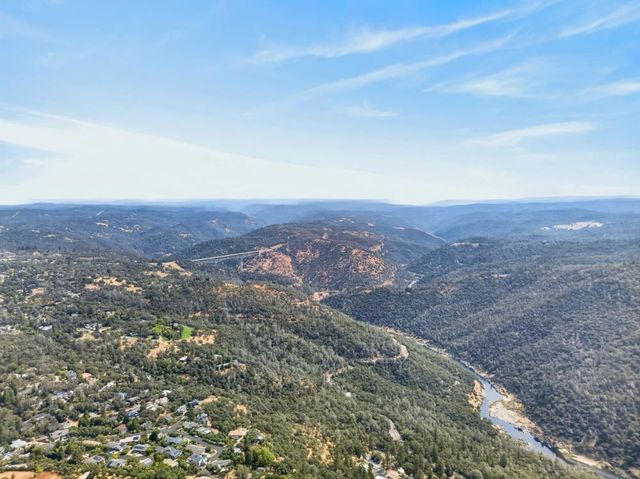 100 Aeolia Dr, Auburn, CA 95603