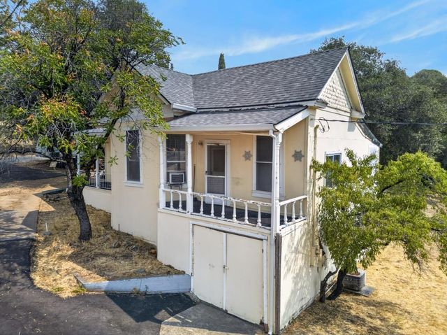 100 Aeolia Dr, Auburn, CA 95603