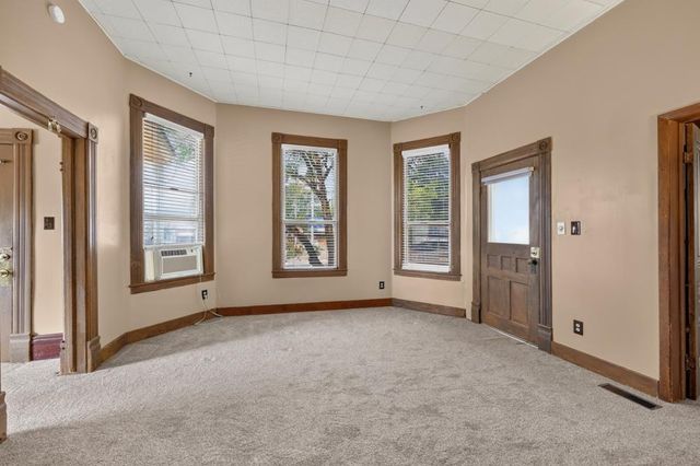 100 Aeolia Dr, Auburn, CA 95603