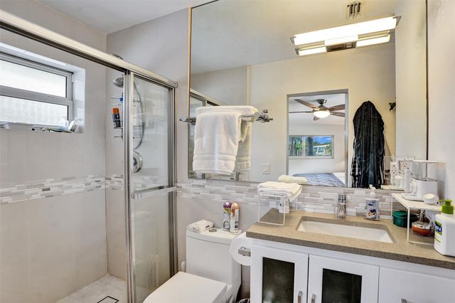 2949 NE 1st Ave, Wilton Manors, FL 33334