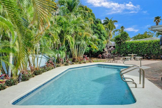 2949 NE 1st Ave, Wilton Manors, FL 33334