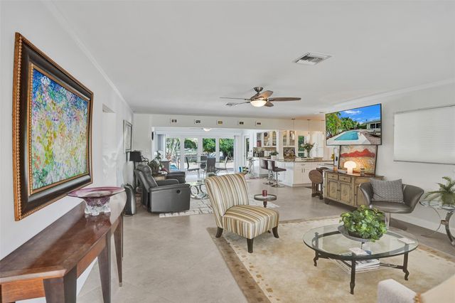 2949 NE 1st Ave, Wilton Manors, FL 33334