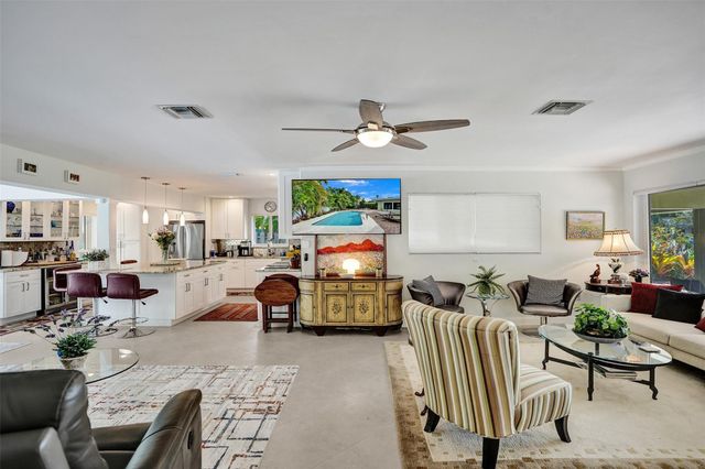 2949 NE 1st Ave, Wilton Manors, FL 33334