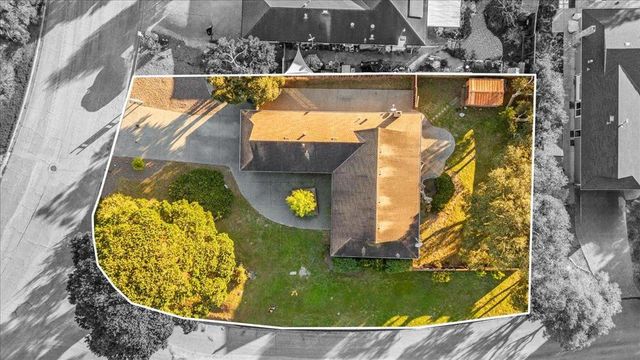 15175 Oak Hills Drive, Salinas, CA 93907