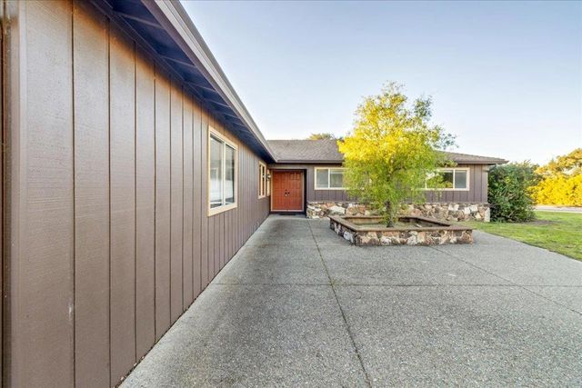 15175 Oak Hills Drive, Salinas, CA 93907