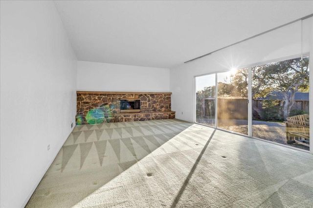 15175 Oak Hills Drive, Salinas, CA 93907