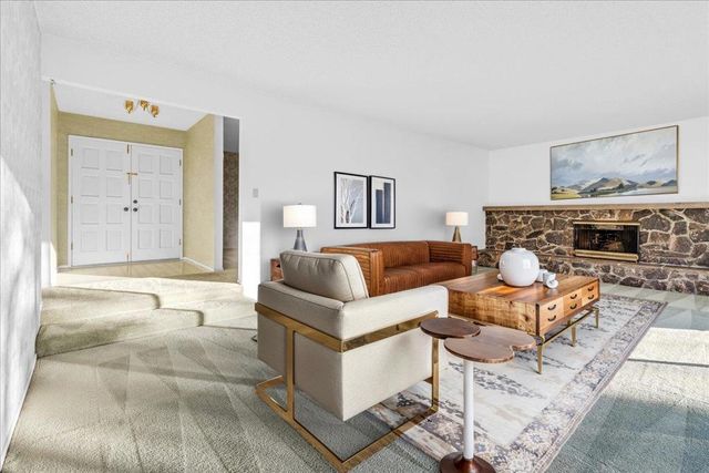 15175 Oak Hills Drive, Salinas, CA 93907