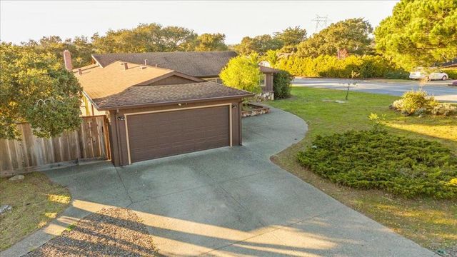 15175 Oak Hills Drive, Salinas, CA 93907