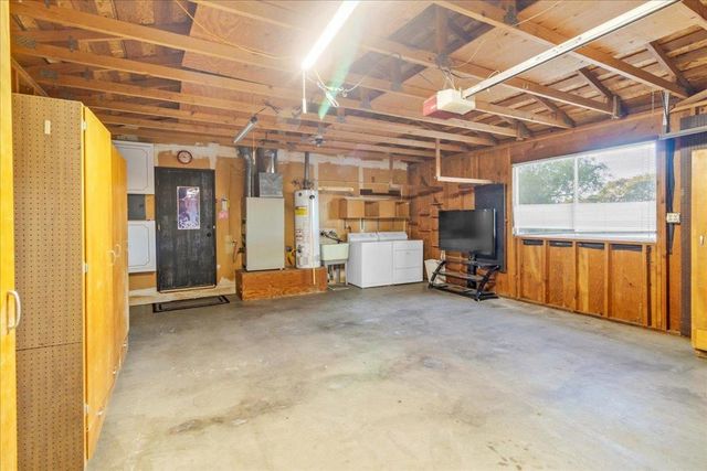 15175 Oak Hills Drive, Salinas, CA 93907