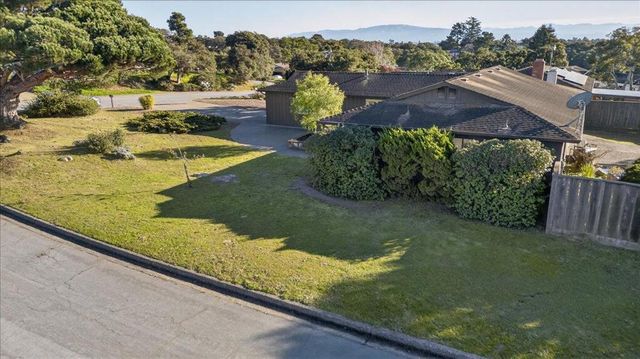 15175 Oak Hills Drive, Salinas, CA 93907