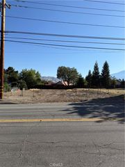 33136 Colorado, Yucaipa, CA 92399