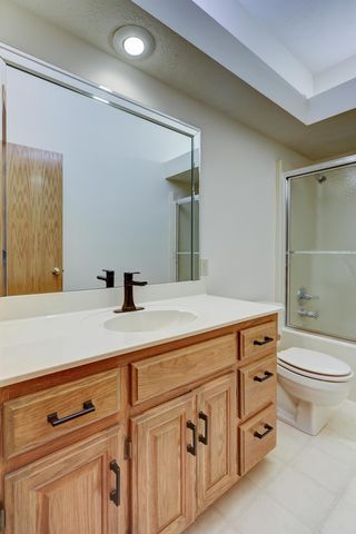 925 Gene Taylor Drive, Carthage, MO 64836