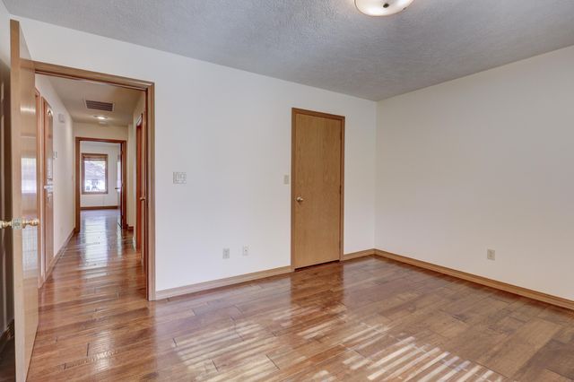 925 Gene Taylor Drive, Carthage, MO 64836