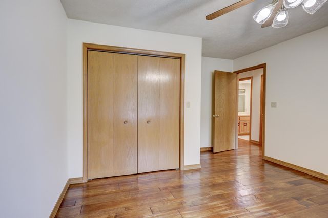 925 Gene Taylor Drive, Carthage, MO 64836