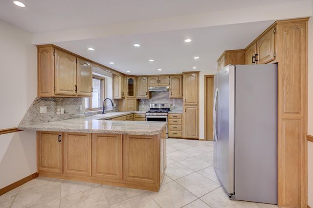 925 Gene Taylor Drive, Carthage, MO 64836