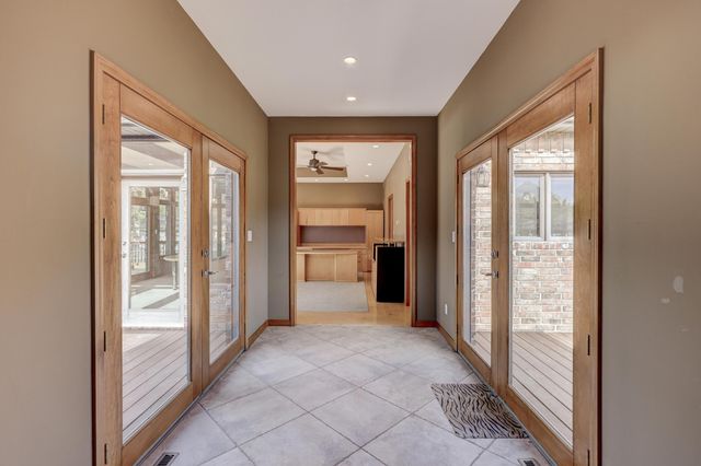 925 Gene Taylor Drive, Carthage, MO 64836