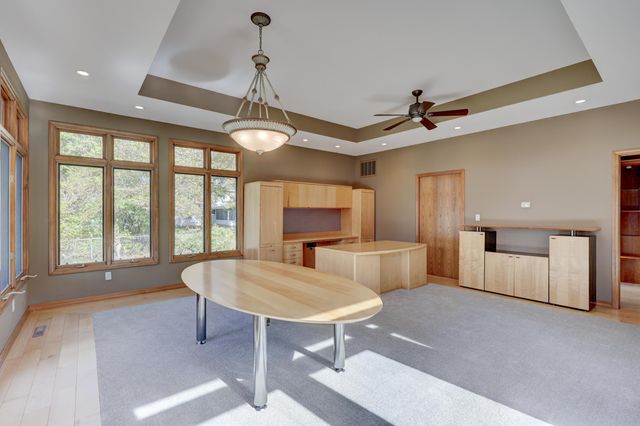 925 Gene Taylor Drive, Carthage, MO 64836