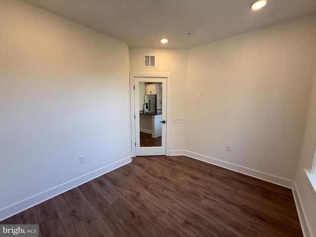 10824 CEDAR AVE, Fairfax, VA 22030