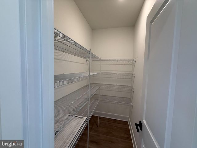 10824 CEDAR AVE, Fairfax, VA 22030